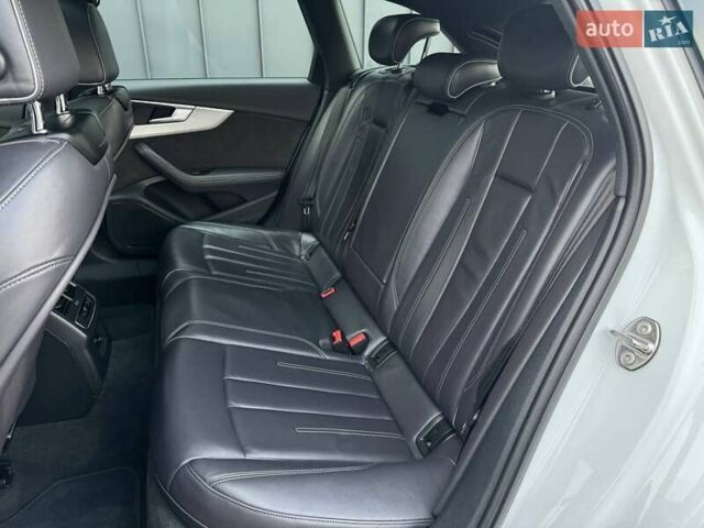 Белый Ауди А4 Олроуд, объемом двигателя 2 л и пробегом 129 тыс. км за 36900 $, фото 25 на Automoto.ua