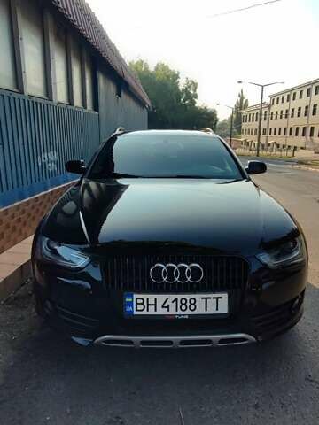 Черный Ауди А4 Олроуд, объемом двигателя 2 л и пробегом 172 тыс. км за 12100 $, фото 3 на Automoto.ua