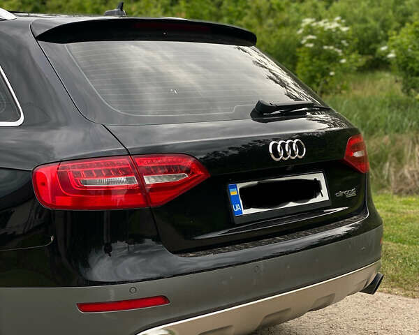 Черный Ауди А4 Олроуд, объемом двигателя 1.98 л и пробегом 243 тыс. км за 16100 $, фото 5 на Automoto.ua