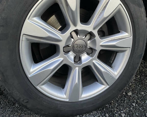 Чорний Ауді A4 Allroad, об'ємом двигуна 2 л та пробігом 260 тис. км за 12400 $, фото 41 на Automoto.ua