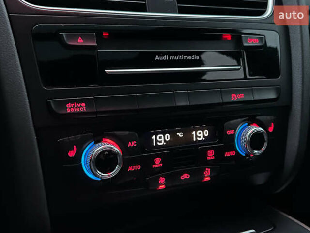 Черный Ауди А4 Олроуд, объемом двигателя 2 л и пробегом 229 тыс. км за 13999 $, фото 14 на Automoto.ua