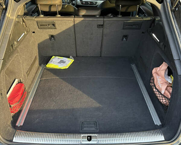 Ауди А4 Олроуд 2018 в Львове на Automoto.ua Черный Ауди А4 Олроуд, объемом двигателя 1.97 л и пробегом 270 тыс. км за 22500 $, фото 16 на Automoto.ua