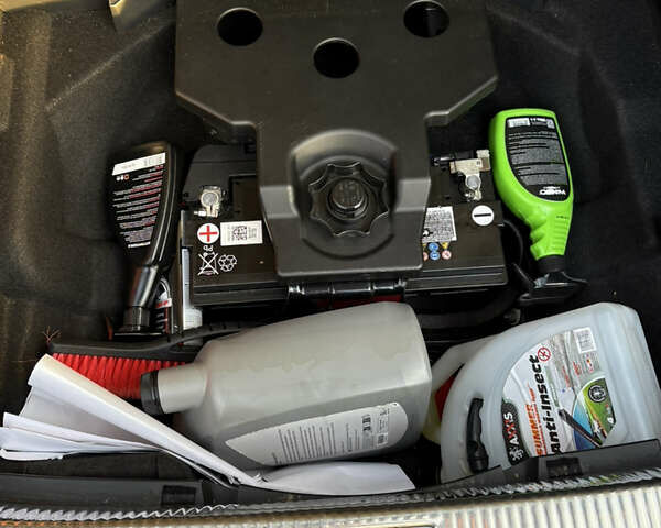 Ауди А4 Олроуд 2018 в Львове на Automoto.ua Черный Ауди А4 Олроуд, объемом двигателя 1.97 л и пробегом 270 тыс. км за 22500 $, фото 18 на Automoto.ua