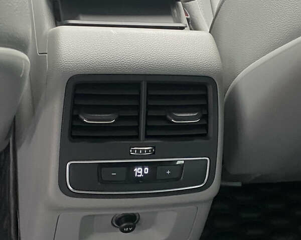 Чорний Ауді A4 Allroad, об'ємом двигуна 2.97 л та пробігом 146 тис. км за 24999 $, фото 32 на Automoto.ua