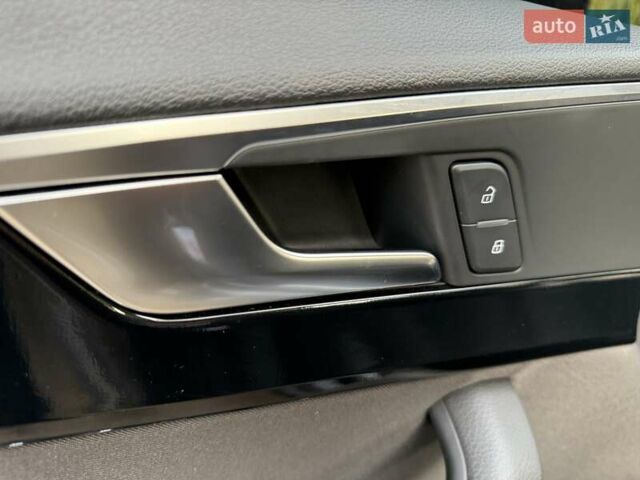 Черный Ауди А4 Олроуд, объемом двигателя 1.97 л и пробегом 251 тыс. км за 29500 $, фото 20 на Automoto.ua