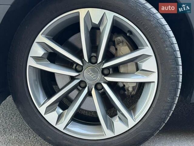 Черный Ауди А4 Олроуд, объемом двигателя 1.98 л и пробегом 168 тыс. км за 25000 $, фото 7 на Automoto.ua