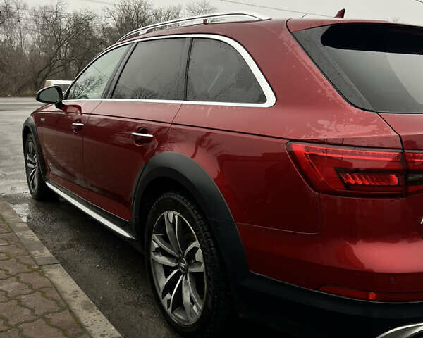 Красный Ауди А4 Олроуд, объемом двигателя 1.98 л и пробегом 249 тыс. км за 20100 $, фото 5 на Automoto.ua