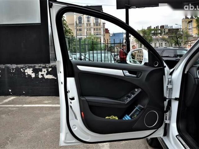 Ауди А4 Олроуд, объемом двигателя 2 л и пробегом 257 тыс. км за 17777 $, фото 23 на Automoto.ua