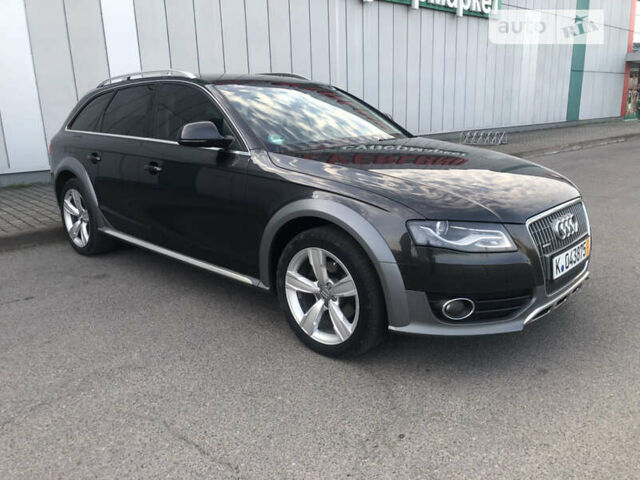 Ауді A4 Allroad, об'ємом двигуна 2 л та пробігом 245 тис. км за 13300 $, фото 7 на Automoto.ua