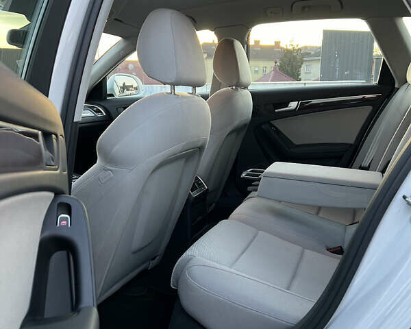 Ауді A4 Allroad, об'ємом двигуна 2 л та пробігом 77 тис. км за 13300 $, фото 15 на Automoto.ua