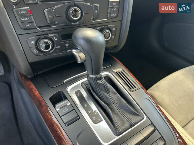 Серый Ауди А4 Олроуд, объемом двигателя 2 л и пробегом 207 тыс. км за 10900 $, фото 32 на Automoto.ua