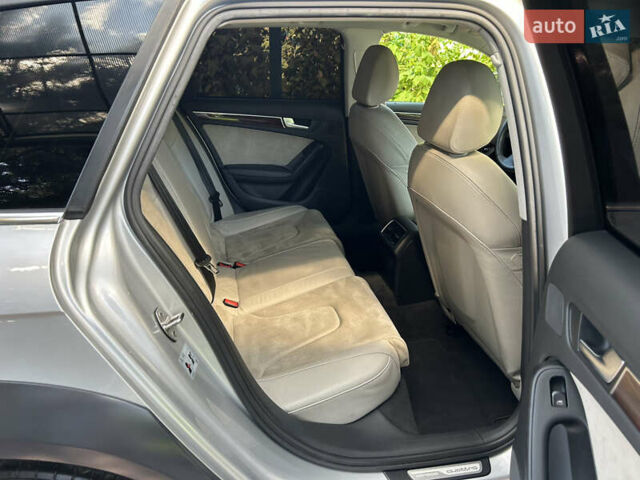 Серый Ауди А4 Олроуд, объемом двигателя 2 л и пробегом 207 тыс. км за 10900 $, фото 64 на Automoto.ua