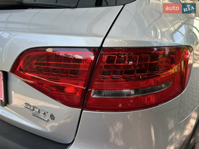 Серый Ауди А4 Олроуд, объемом двигателя 2 л и пробегом 207 тыс. км за 10900 $, фото 21 на Automoto.ua