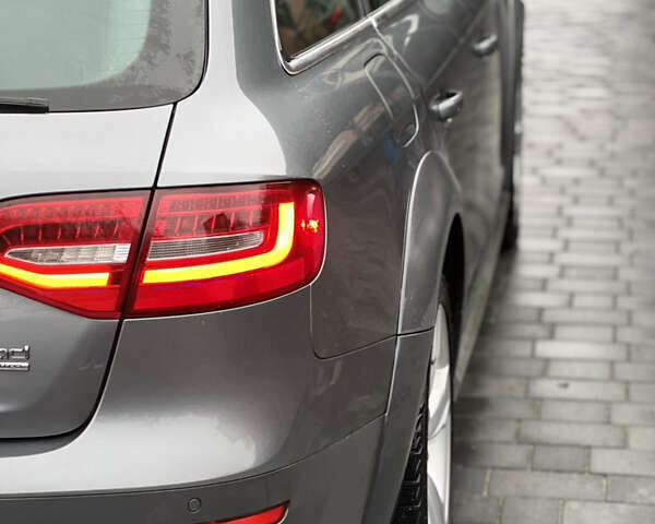 Серый Ауди А4 Олроуд, объемом двигателя 2 л и пробегом 251 тыс. км за 11350 $, фото 16 на Automoto.ua