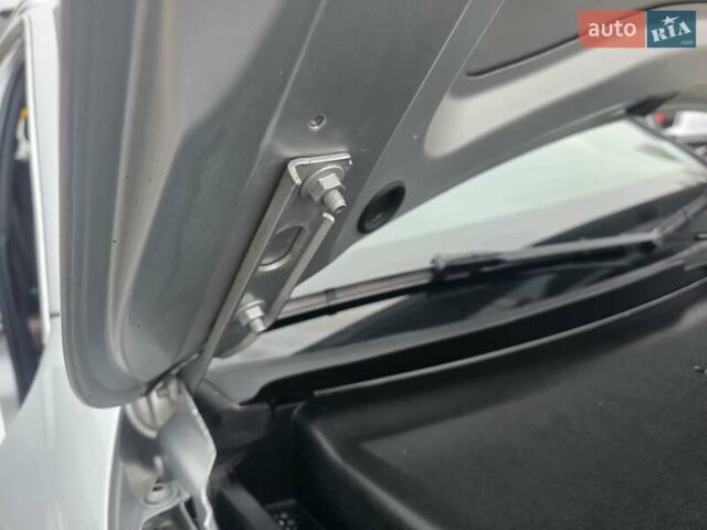 Серый Ауди А4 Олроуд, объемом двигателя 2 л и пробегом 207 тыс. км за 12777 $, фото 113 на Automoto.ua