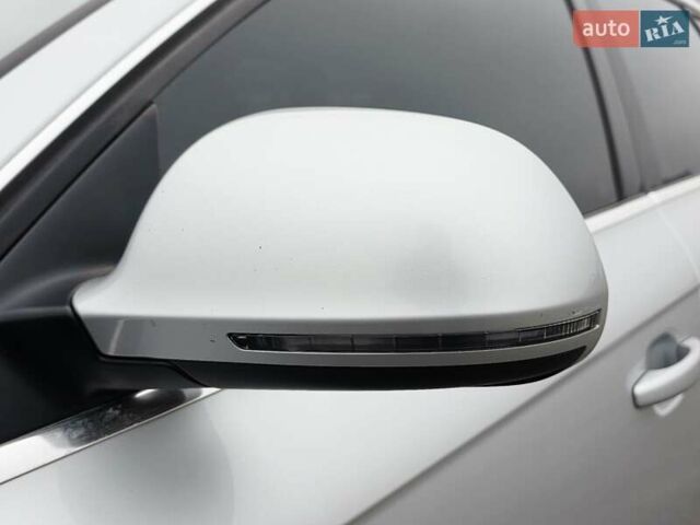 Серый Ауди А4 Олроуд, объемом двигателя 2 л и пробегом 207 тыс. км за 12777 $, фото 15 на Automoto.ua