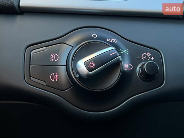 Сірий Ауді A4 Allroad, об'ємом двигуна 1.98 л та пробігом 260 тис. км за 12890 $, фото 15 на Automoto.ua