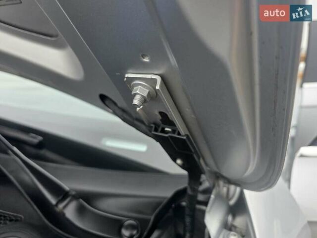 Серый Ауди А4 Олроуд, объемом двигателя 2 л и пробегом 207 тыс. км за 12777 $, фото 116 на Automoto.ua