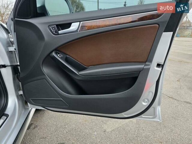 Серый Ауди А4 Олроуд, объемом двигателя 2 л и пробегом 207 тыс. км за 12777 $, фото 79 на Automoto.ua