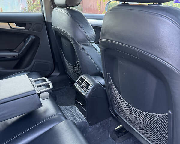 Сірий Ауді A4 Allroad, об'ємом двигуна 2.97 л та пробігом 261 тис. км за 17500 $, фото 26 на Automoto.ua