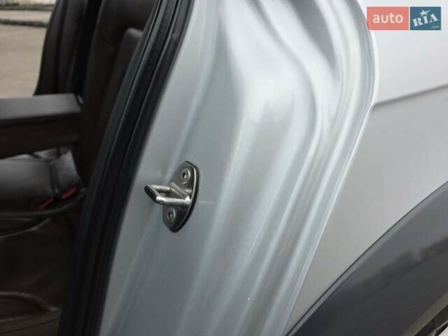 Серый Ауди А4 Олроуд, объемом двигателя 2 л и пробегом 207 тыс. км за 12777 $, фото 94 на Automoto.ua