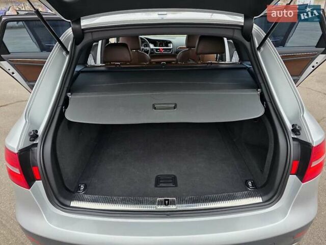 Серый Ауди А4 Олроуд, объемом двигателя 2 л и пробегом 207 тыс. км за 12777 $, фото 110 на Automoto.ua