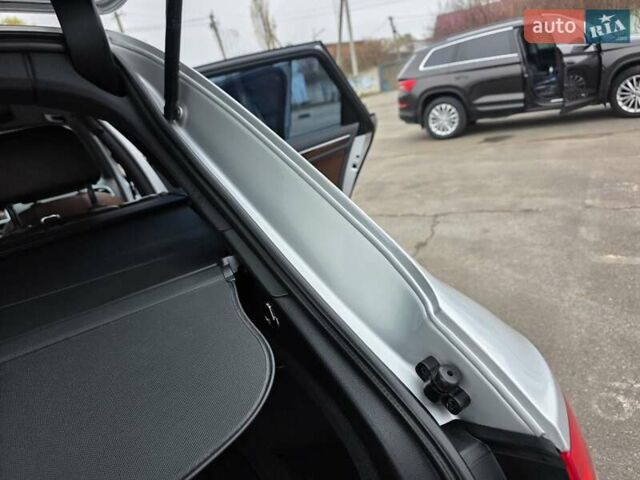 Серый Ауди А4 Олроуд, объемом двигателя 2 л и пробегом 207 тыс. км за 12777 $, фото 107 на Automoto.ua