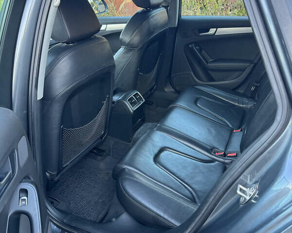 Сірий Ауді A4 Allroad, об'ємом двигуна 2.97 л та пробігом 261 тис. км за 17500 $, фото 18 на Automoto.ua