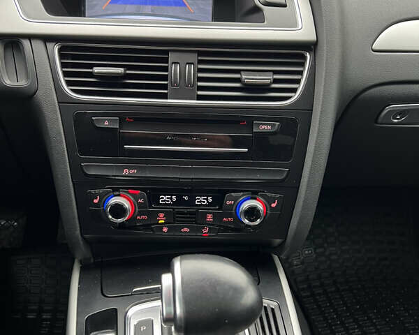 Серый Ауди А4 Олроуд, объемом двигателя 2 л и пробегом 251 тыс. км за 11350 $, фото 34 на Automoto.ua