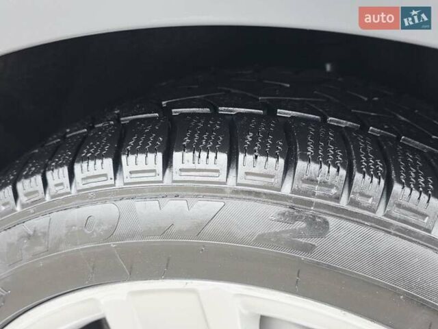 Серый Ауди А4 Олроуд, объемом двигателя 2 л и пробегом 207 тыс. км за 12777 $, фото 20 на Automoto.ua