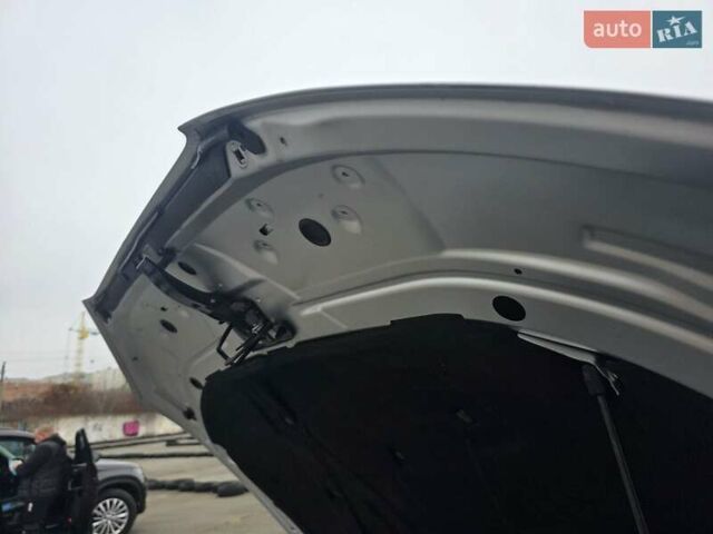 Серый Ауди А4 Олроуд, объемом двигателя 2 л и пробегом 207 тыс. км за 12777 $, фото 115 на Automoto.ua