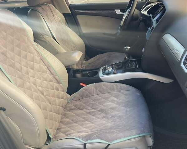 Серый Ауди А4 Олроуд, объемом двигателя 2 л и пробегом 195 тыс. км за 18999 $, фото 12 на Automoto.ua