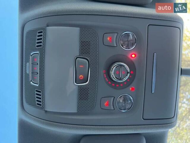 Ауді A4 Allroad 2014 у Хмельницькому на Automoto.ua Сірий Ауді A4 Allroad, об'ємом двигуна 1.98 л та пробігом 290 тис. км за 15700 $, фото 27 на Automoto.ua