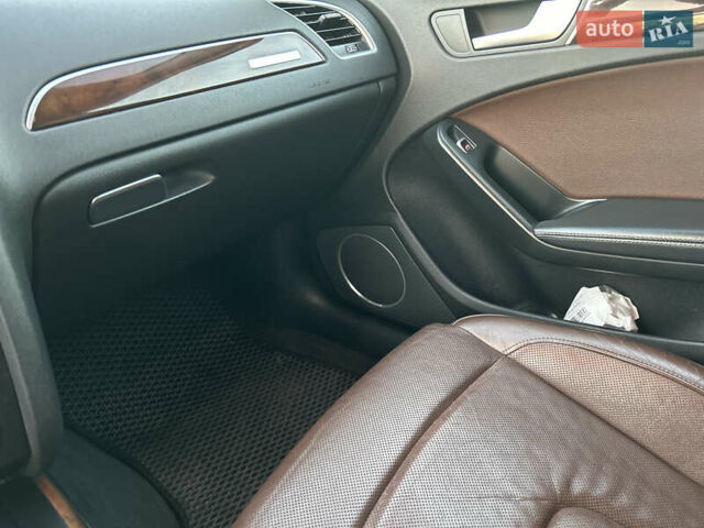 Серый Ауди А4 Олроуд, объемом двигателя 2.97 л и пробегом 297 тыс. км за 17800 $, фото 17 на Automoto.ua