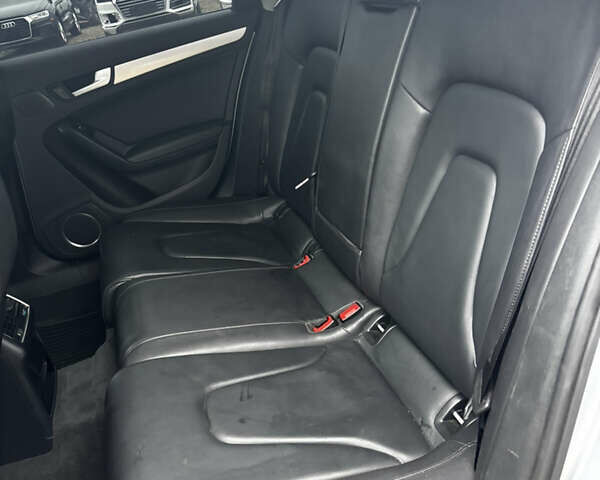 Серый Ауди А4 Олроуд, объемом двигателя 2 л и пробегом 200 тыс. км за 9800 $, фото 16 на Automoto.ua