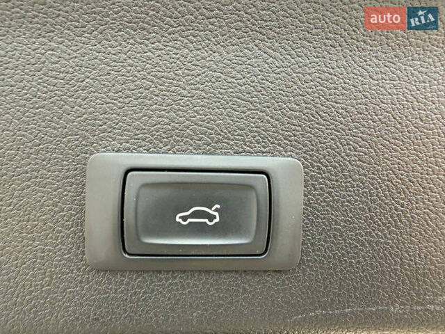 Серый Ауди А4 Олроуд, объемом двигателя 2 л и пробегом 191 тыс. км за 13999 $, фото 46 на Automoto.ua