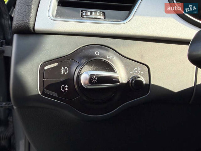 Серый Ауди А4 Олроуд, объемом двигателя 2 л и пробегом 191 тыс. км за 13999 $, фото 55 на Automoto.ua