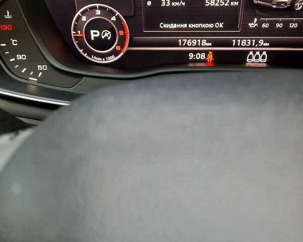 Серый Ауди А4 Олроуд, объемом двигателя 1.97 л и пробегом 176 тыс. км за 20900 $, фото 16 на Automoto.ua