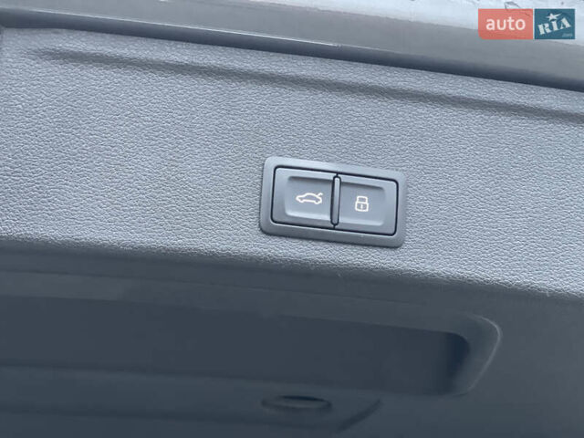 Серый Ауди А4 Олроуд, объемом двигателя 1.98 л и пробегом 187 тыс. км за 21500 $, фото 25 на Automoto.ua