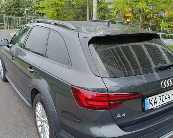 Серый Ауди А4 Олроуд, объемом двигателя 2 л и пробегом 262 тыс. км за 23800 $, фото 7 на Automoto.ua