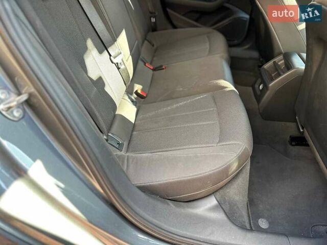 Серый Ауди А4 Олроуд, объемом двигателя 1.97 л и пробегом 260 тыс. км за 25000 $, фото 82 на Automoto.ua