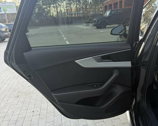 Серый Ауди А4 Олроуд, объемом двигателя 1.98 л и пробегом 110 тыс. км за 18999 $, фото 17 на Automoto.ua