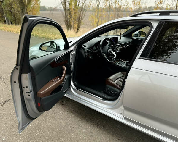 Серый Ауди А4 Олроуд, объемом двигателя 1.98 л и пробегом 117 тыс. км за 24100 $, фото 7 на Automoto.ua