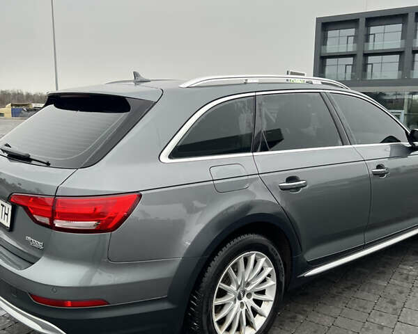 Серый Ауди А4 Олроуд, объемом двигателя 2 л и пробегом 258 тыс. км за 23500 $, фото 2 на Automoto.ua