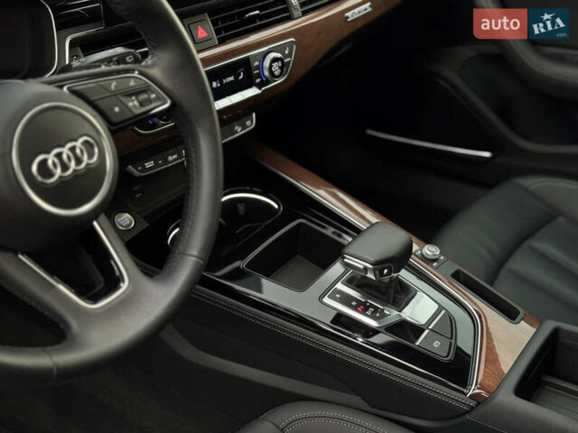 Серый Ауди А4 Олроуд, объемом двигателя 2 л и пробегом 85 тыс. км за 26490 $, фото 29 на Automoto.ua