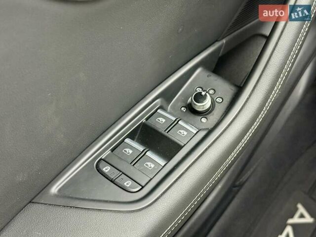 Серый Ауди А4 Олроуд, объемом двигателя 1.98 л и пробегом 105 тыс. км за 28800 $, фото 27 на Automoto.ua