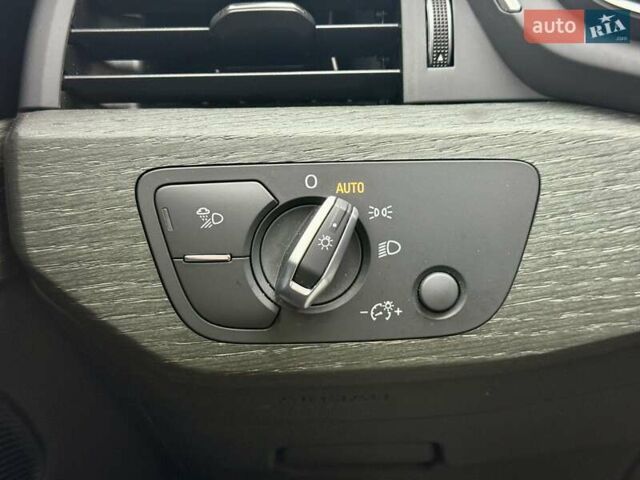 Серый Ауди А4 Олроуд, объемом двигателя 1.98 л и пробегом 105 тыс. км за 28800 $, фото 26 на Automoto.ua