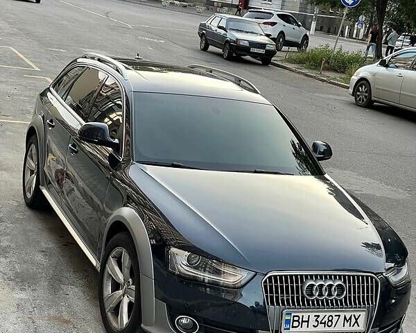 Синий Ауди А4 Олроуд, объемом двигателя 2 л и пробегом 175 тыс. км за 14000 $, фото 14 на Automoto.ua