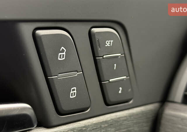 Синий Ауди А4 Олроуд, объемом двигателя 1.98 л и пробегом 85 тыс. км за 21500 $, фото 23 на Automoto.ua