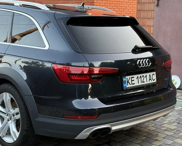 Синий Ауди А4 Олроуд, объемом двигателя 1.97 л и пробегом 219 тыс. км за 23600 $, фото 5 на Automoto.ua